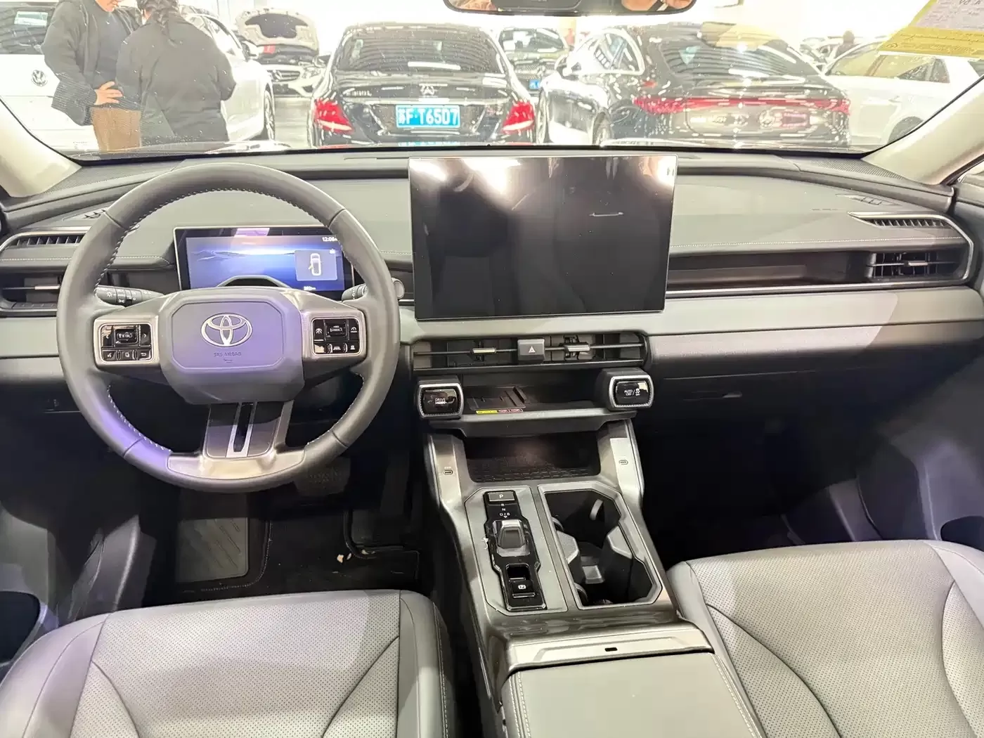 Toyota RAV4 Rongfang de segunda mano, modelo 2026, híbrido 2.0L E-CVT 2WD Premium