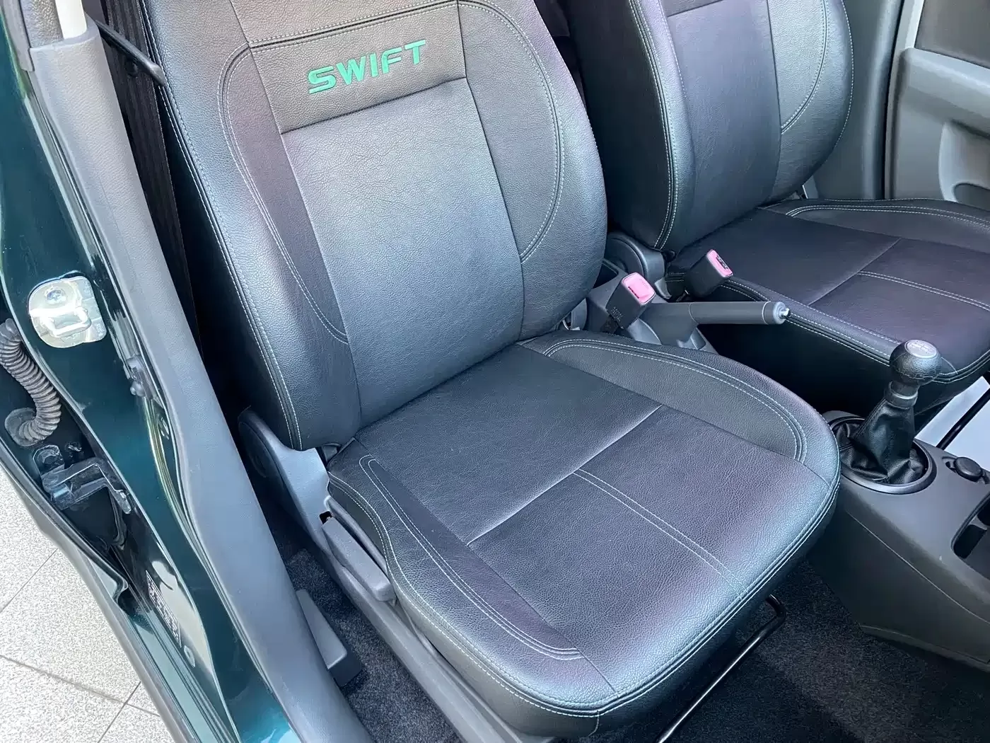 Suzuki Swift 2016 1.5L Manual Fashion Cool Edition Usado