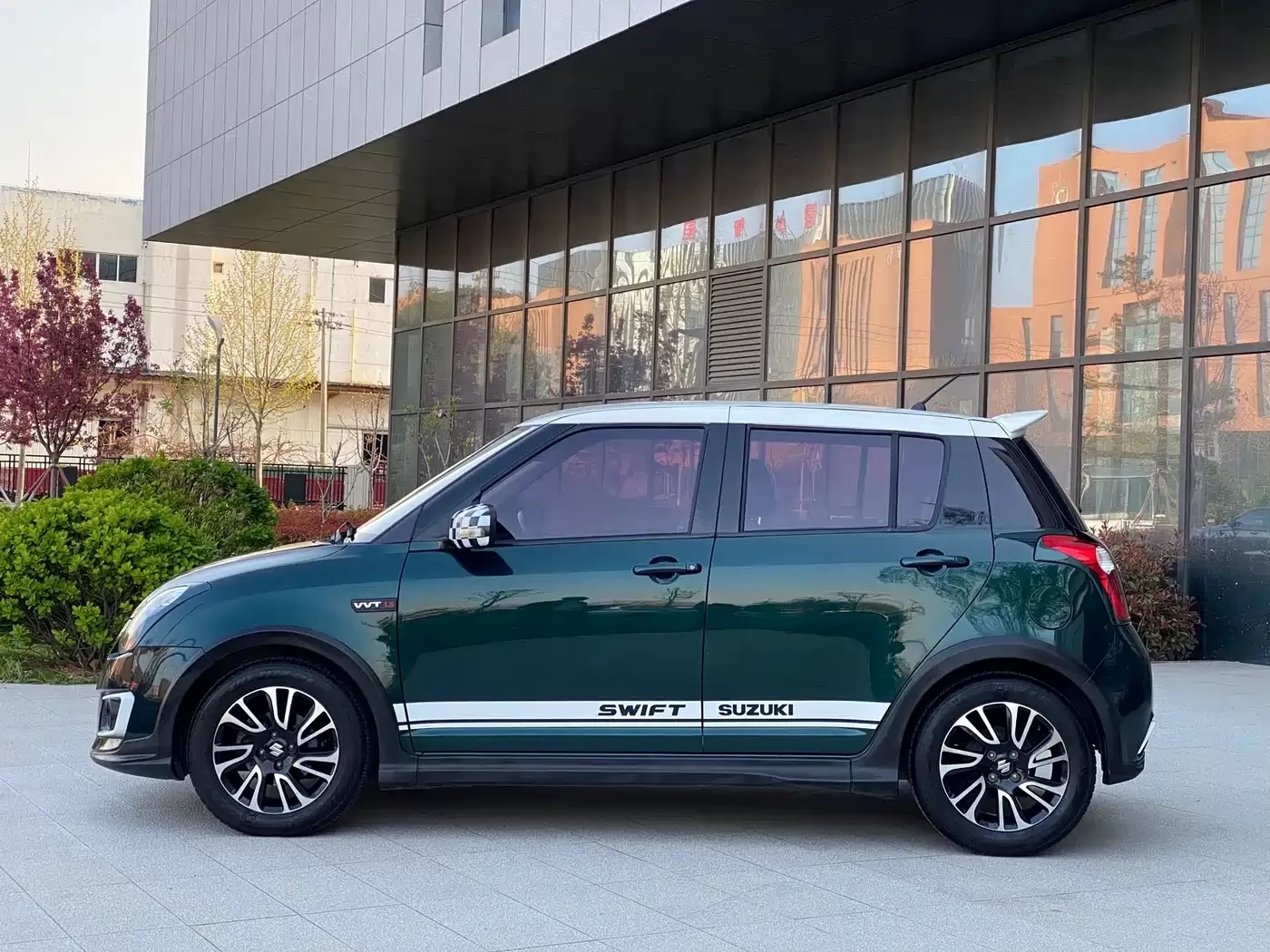 Suzuki Swift 2016 1.5L Manual Fashion Cool Edition Usado